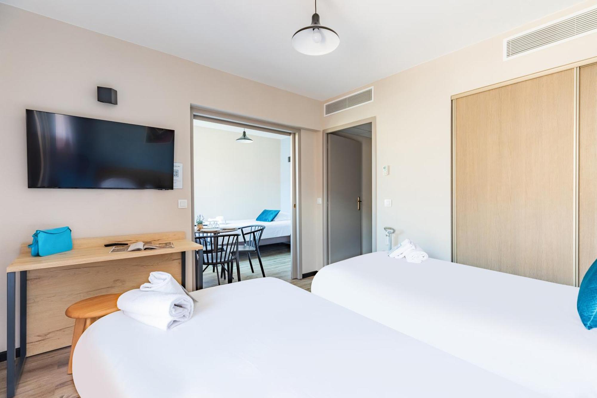 อัปปาร์ต ซิตี้ มงเตลิมาร์ Aparthotel ภายนอก รูปภาพ