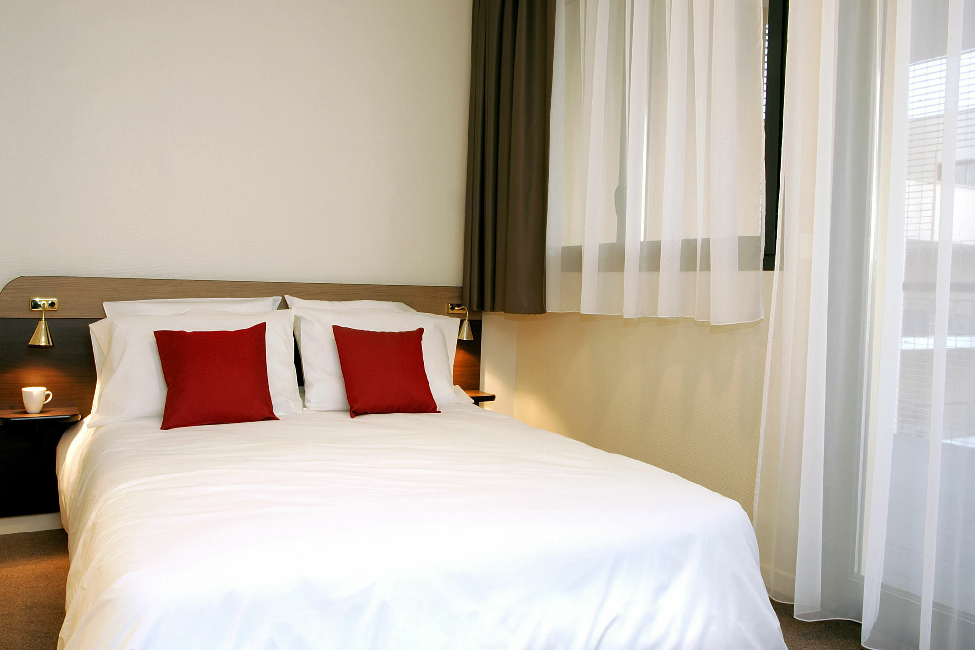 อัปปาร์ต ซิตี้ มงเตลิมาร์ Aparthotel ภายนอก รูปภาพ